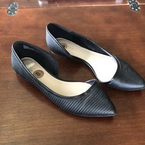BCBGeneration black flats